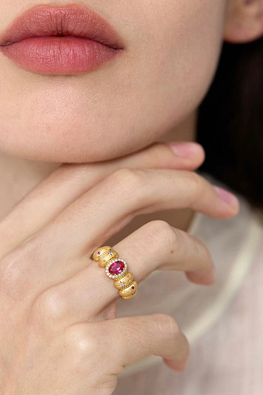 Tudor & Rose Vintage Versailles Celestial Ring