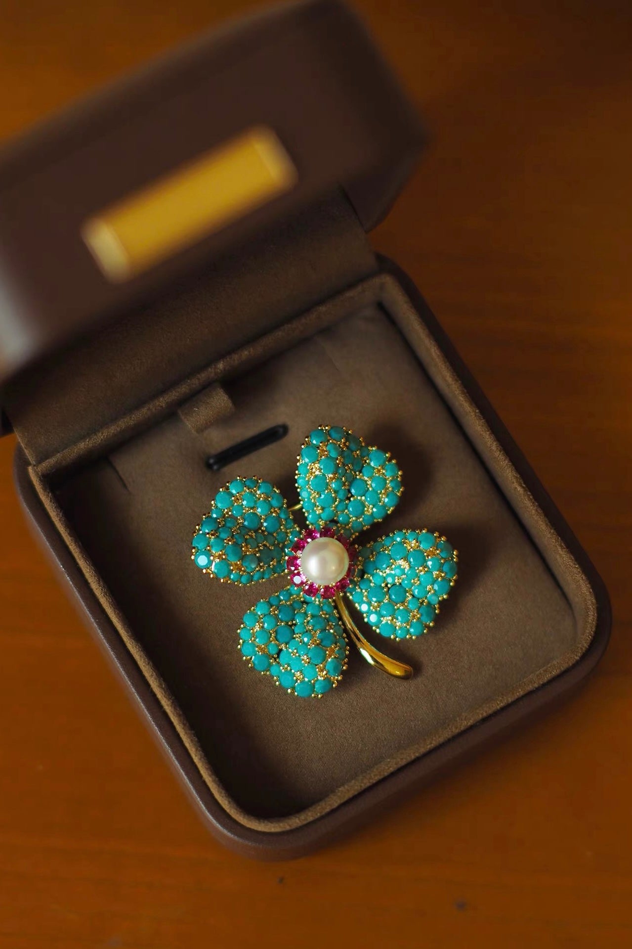 Tudor & Rose Palace-Inspired Turquoise & Pearl Brooch