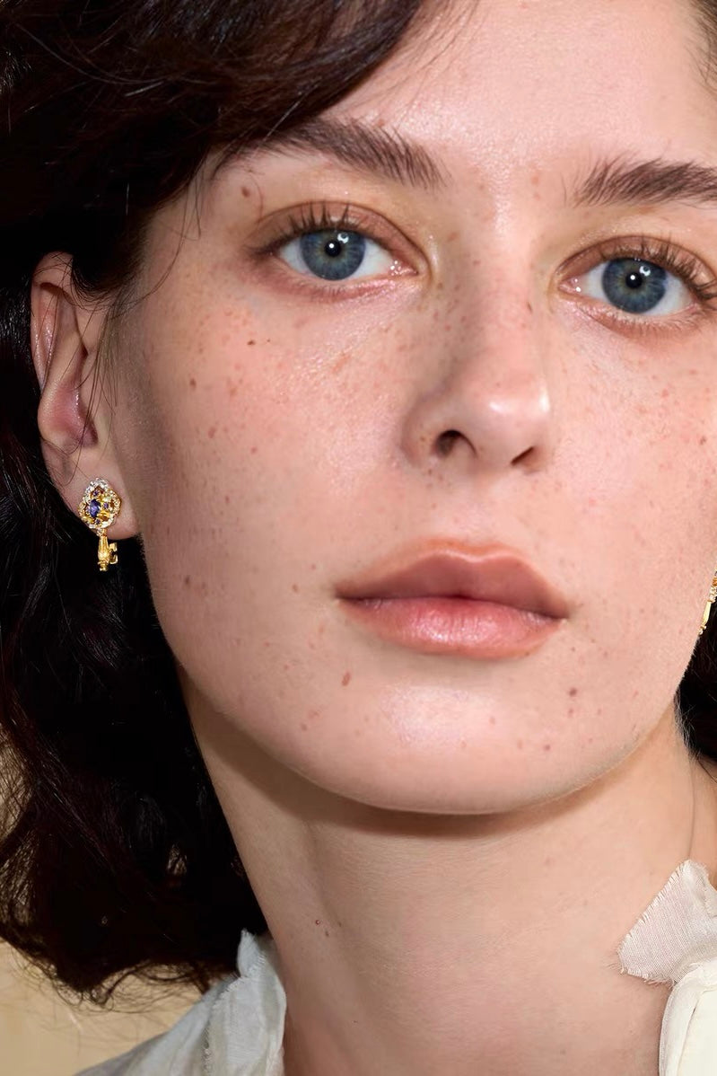 Tudor & Rose Vintage French Royal Bow Stud Earrings