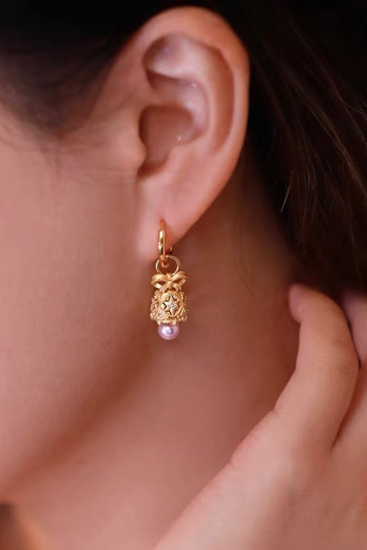 Tudor & Rose Vintage French Royal Bow Stud Earrings