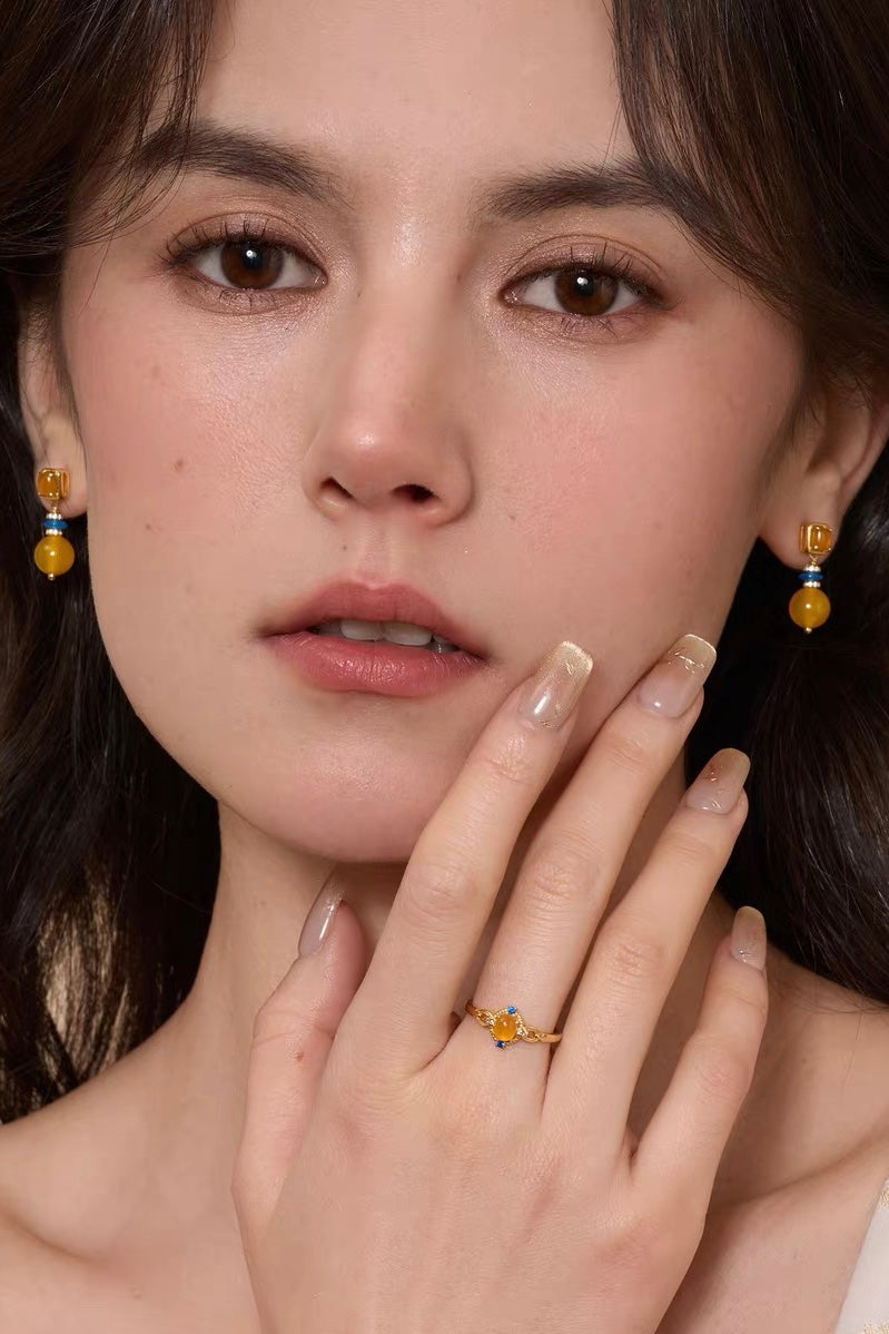 Tudor & Rose Vintage Versailles Celestial Ring