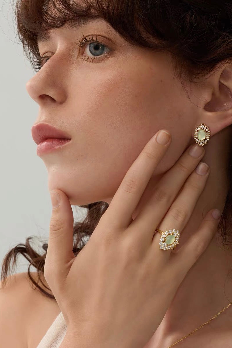 Tudor & Rose Vintage Sustainable Gemstones Crown Ring