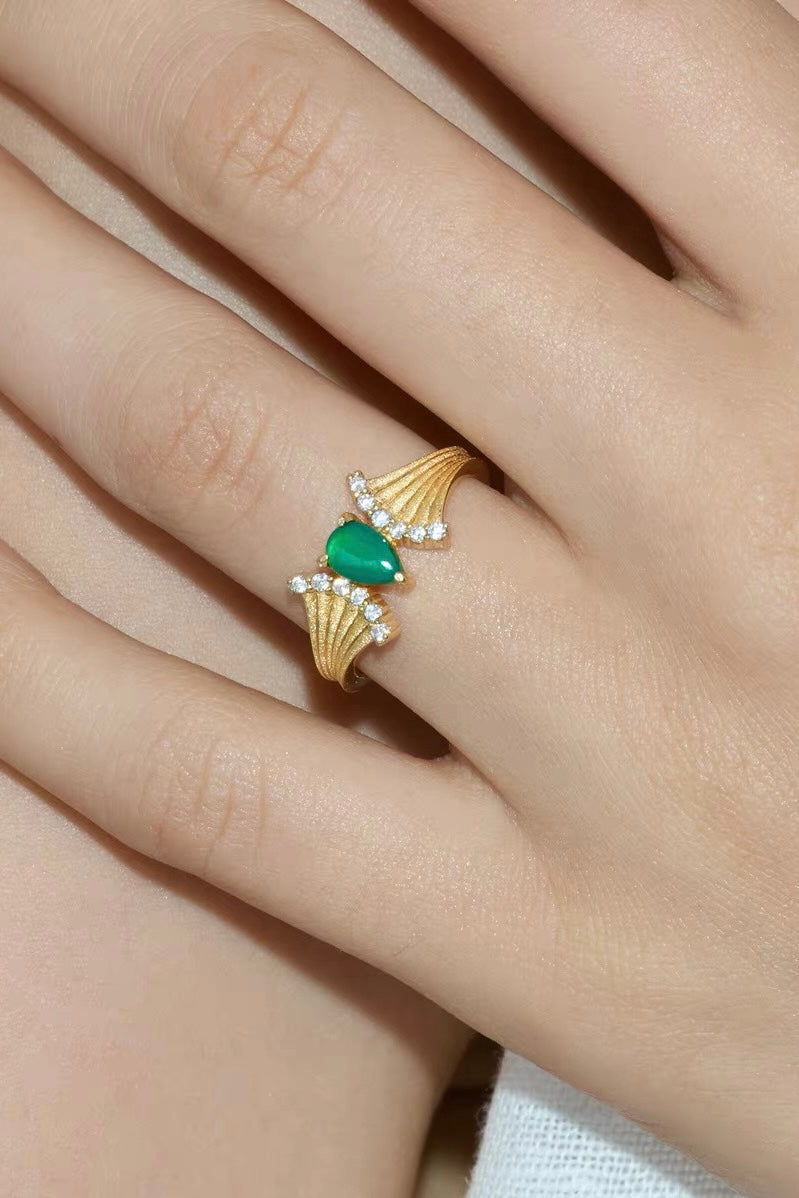 Tudor & Rose Vintage Sustainable Gemstones Crown Ring