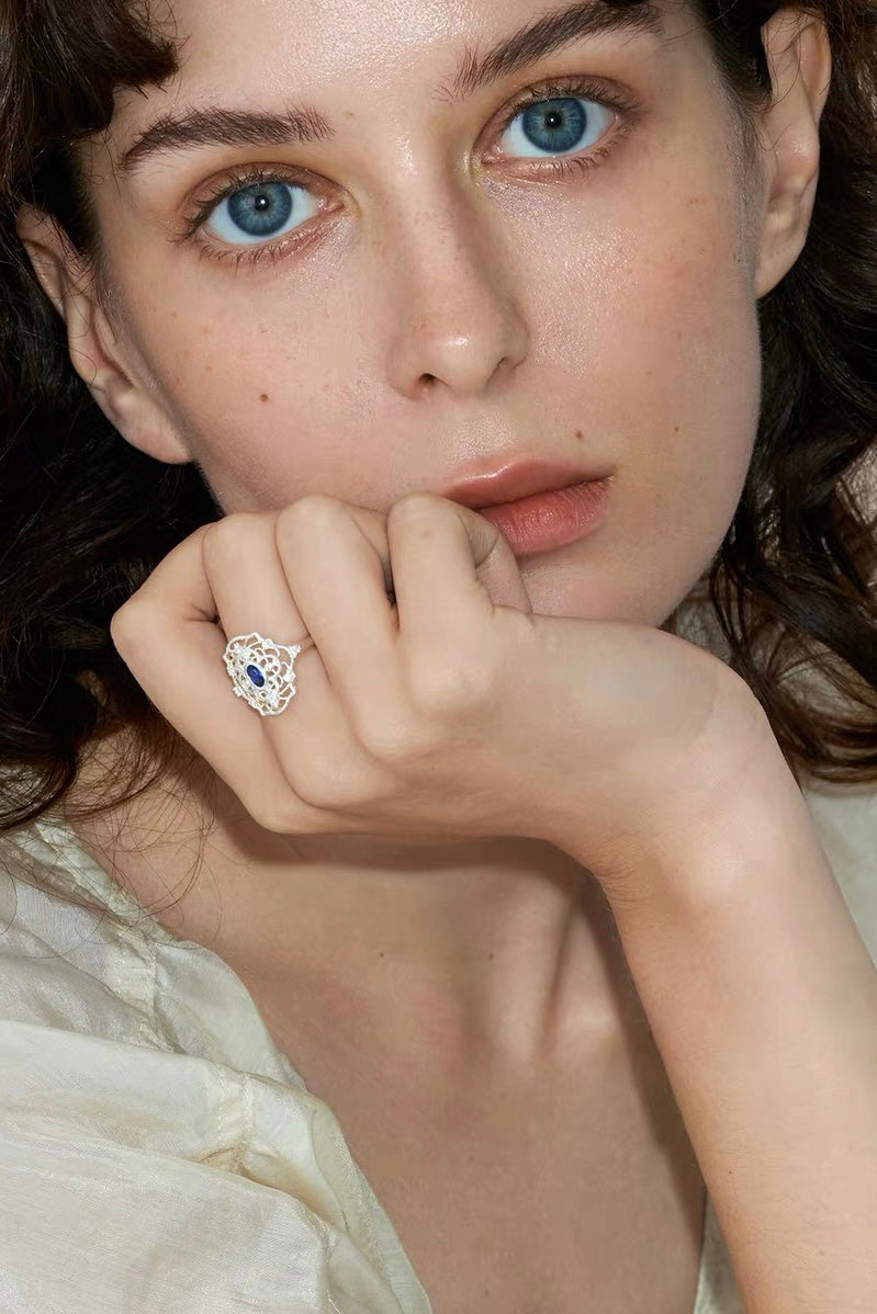 Tudor & Rose Vintage Sustainable Gemstones Crown Ring